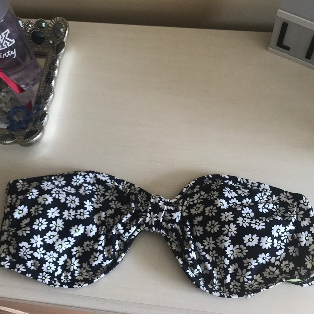 Bathing suit top